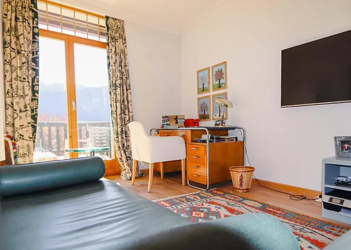 Charming Swiss Village With Pool Apartmán *